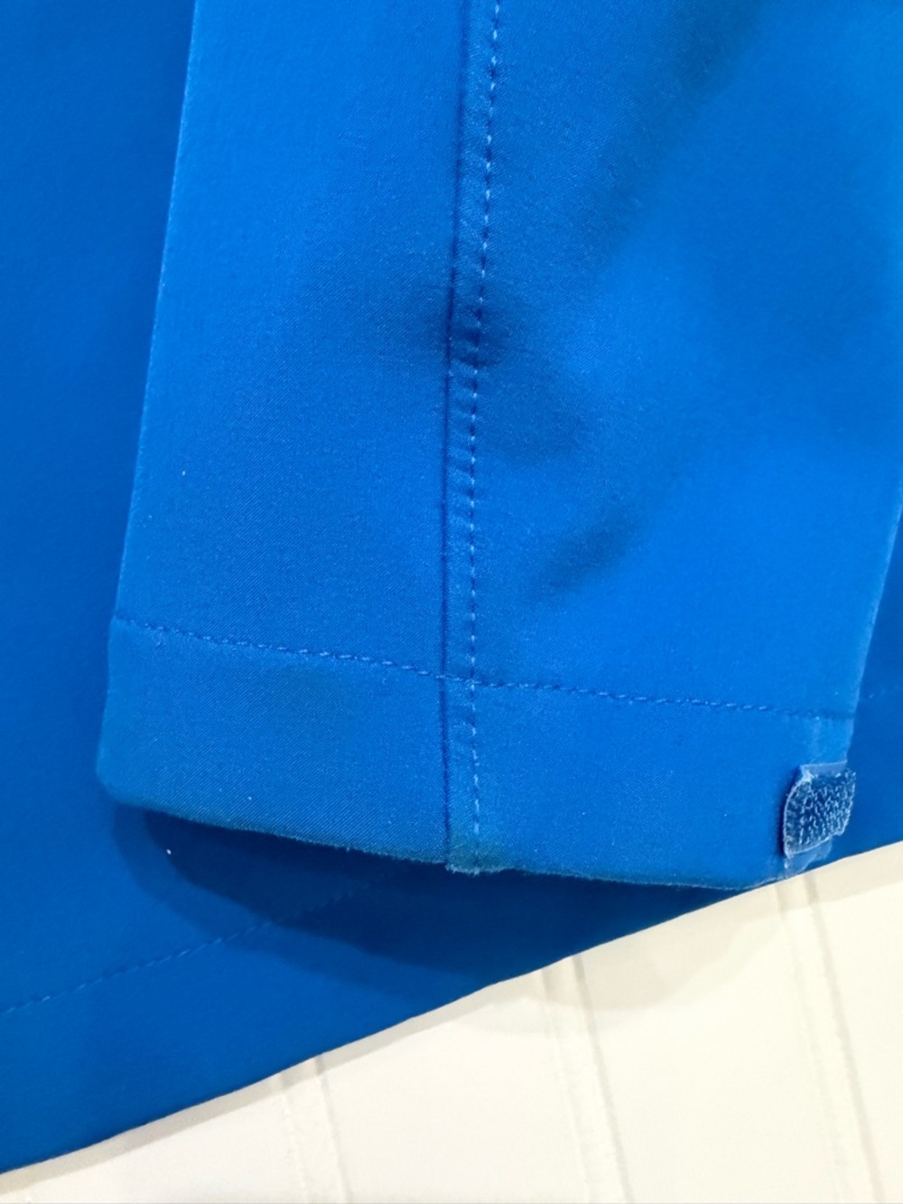 The North Face Men’s Electric Blue Lightweight Jacket Size S - Picture 11 of 11